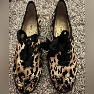 Brand New J. Renee Leopard Shoes with Sequin on the top.